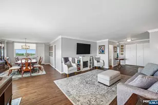 2150 Center Ave 16G, Fort Lee, NJ 07024 - Photo 2