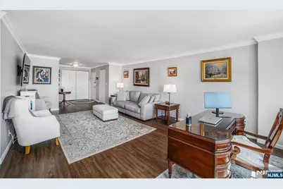 2150 Center Avenue 16G #16G, Fort Lee, NJ 07024 - Photo 1