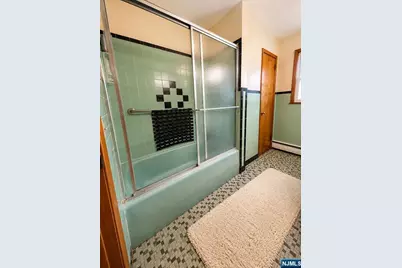 140 Silleck Street, Clifton, NJ 07013 - Photo 14
