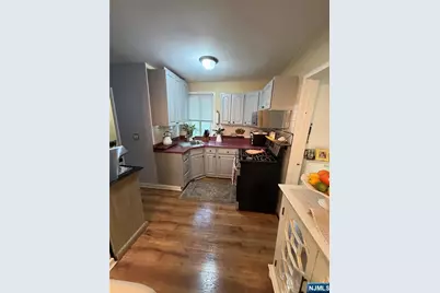 24 Roosevelt Avenue, Bergenfield, NJ 07621 - Photo 26
