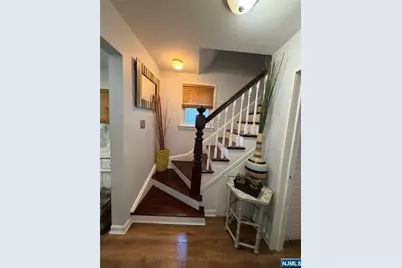24 Roosevelt Avenue, Bergenfield, NJ 07621 - Photo 12