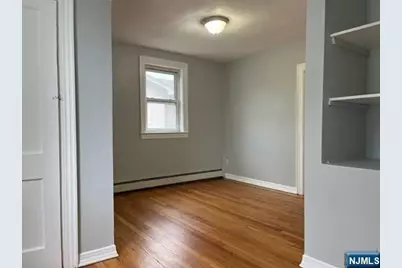 1014 Ponsi Street 2nd Floor #2nd Floor, Fort Lee, NJ 07024 - Photo 14