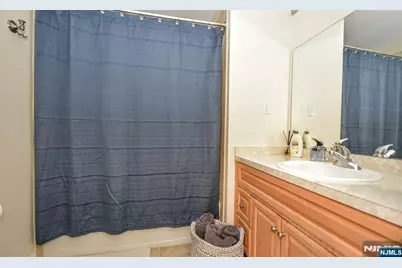 36 Michael Lane 5 #5, Wallington, NJ 07057 - Photo 22