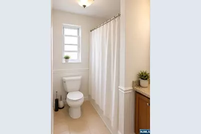 510 Union Avenue 3C #3C, Rutherford, NJ 07070 - Photo 8