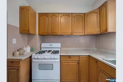 69 Main Avenue, Wallington, NJ 07057 - Photo 32