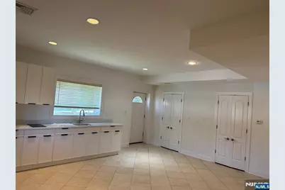 535 7th Street B #B, Palisades Park, NJ 07650 - Photo 2
