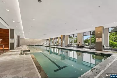 75 Park Lane, Jersey City, NJ 07310 - Photo 32