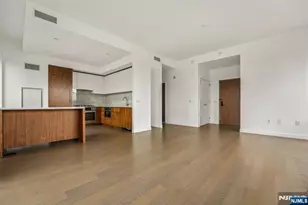75 Park Ln, Jersey City, NJ 07310 - Photo 2