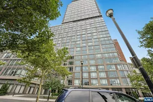 75 Park Ln, Jersey City, NJ 07310 - Photo 18
