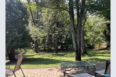 51 Earnshaw Place, Clifton, NJ 07013 - Photo 4