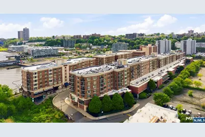 3103 City Place, Edgewater, NJ 07020 - Photo 2