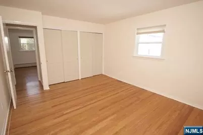 21 Waibel Drive, Allendale, NJ 07401 - Photo 16