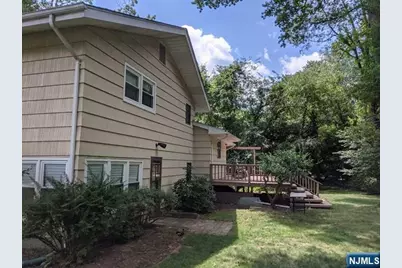 21 Waibel Drive, Allendale, NJ 07401 - Photo 22