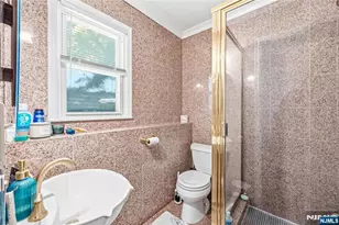 33 Mattocks Pl, Closter, NJ 07624 - Photo 4