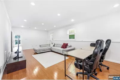 33 Mattocks Place, Closter, NJ 07624 - Photo 6