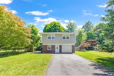 33 Mattocks Place, Closter, NJ 07624 - Photo 22
