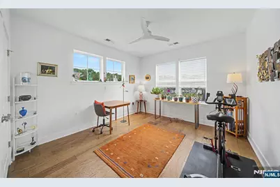 13 Whitney Avenue 402 #402, Morris Plains, NJ 07950 - Photo 32