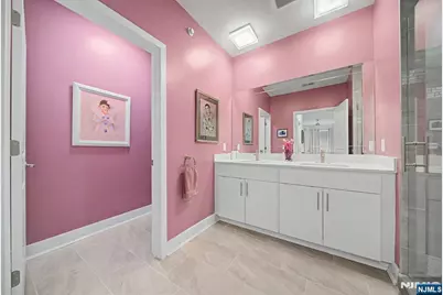 13 Whitney Avenue 402 #402, Morris Plains, NJ 07950 - Photo 24