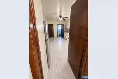 166 Van Buren Street, Newark, NJ 07105 - Photo 4