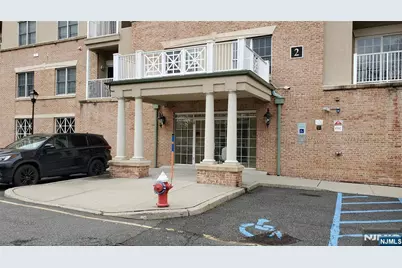 2116 Windsor Park Court 78 #78, Englewood, NJ 07631 - Photo 2