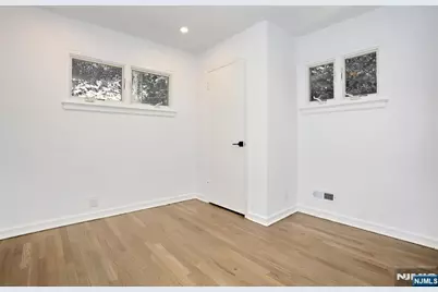 105 Hollywood Avenue, Ho Ho Kus, NJ 07423 - Photo 14