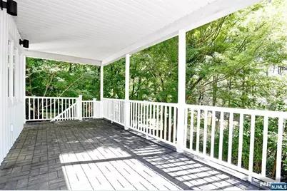 105 Hollywood Avenue, Ho Ho Kus, NJ 07423 - Photo 18