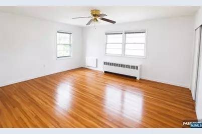 170 Myrtle Avenue A2 #A2, Fort Lee, NJ 07024 - Photo 4