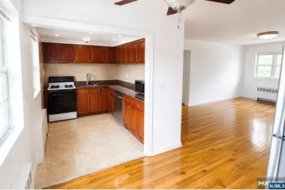 170 Myrtle Avenue A2 #A2, Fort Lee, NJ 07024 - Photo 2