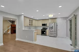34 Eider Ct, Wayne, NJ 07470 - Photo 14