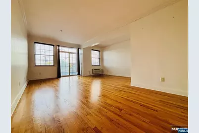 1100 River Road 105 #105, Edgewater, NJ 07020 - Photo 10