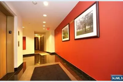 1100 River Road 105 #105, Edgewater, NJ 07020 - Photo 2