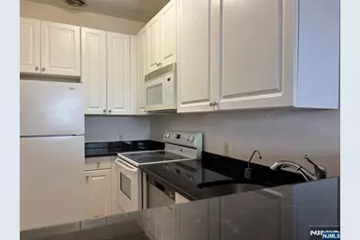 1100 River Road 105 #105, Edgewater, NJ 07020 - Photo 8