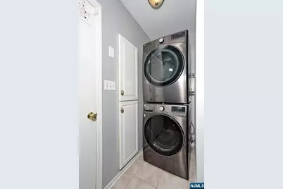 14 Birdseye Circle, Wayne, NJ 07470 - Photo 34