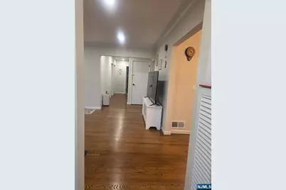 680 Linden Avenue, Ridgefield, NJ 07657 - Photo 8