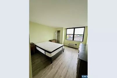 200 Division Street 5J #5J, Cliffside Park, NJ 07010 - Photo 6