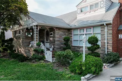 85 Strong, Wallington, NJ 07057 - Photo 2