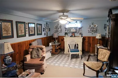 85 Strong, Wallington, NJ 07057 - Photo 12