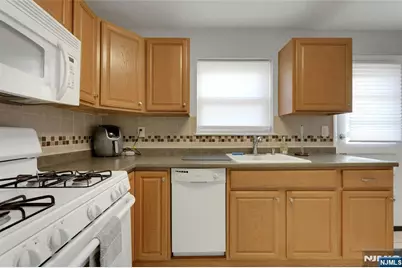 39-20 Dobrin A #A, Fair Lawn, NJ 07410 - Photo 10