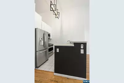 518 Gregory Avenue A-425 #A-425, Weehawken, NJ 07086 - Photo 6