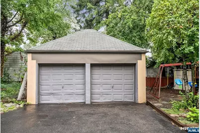 1150 Margaret Street, Teaneck Township, NJ 07666 - Photo 34