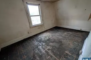 376 Myrtle Ave, Irvington, NJ 07111 - Photo 8