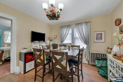 216 Irving Place, Lyndhurst Township, NJ 07071 - Photo 6