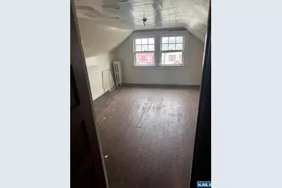 116 Berkeley Avenue, Bloomfield, NJ 07003 - Photo 18