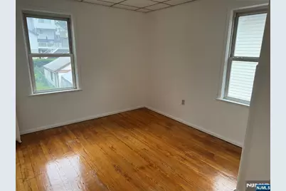 116 Berkeley Avenue, Bloomfield, NJ 07003 - Photo 14