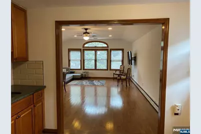 43 Martha Avenue, Elmwood Park, NJ 07407 - Photo 10