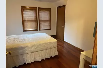 43 Martha Avenue, Elmwood Park, NJ 07407 - Photo 16