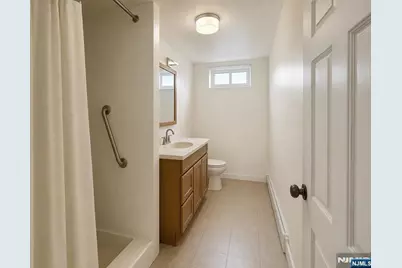 16 Jackson Avenue, South Hackensack Township, NJ 07606 - Photo 26