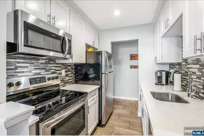 100 Pierson Miller Drive F32 #F32, Pompton Lakes, NJ 07442 - Photo 12