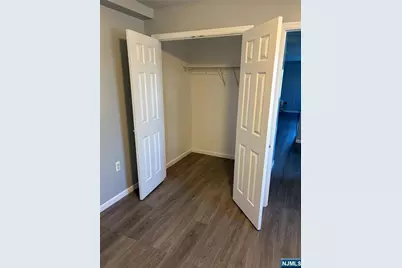 24 S William Street 403 #403, Bergenfield, NJ 07621 - Photo 6