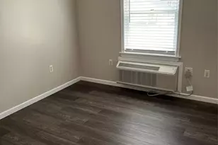 24 S William Street 403, Bergenfield, NJ 07621 - Photo 8